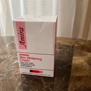 AMIRA Magic Facial Cream